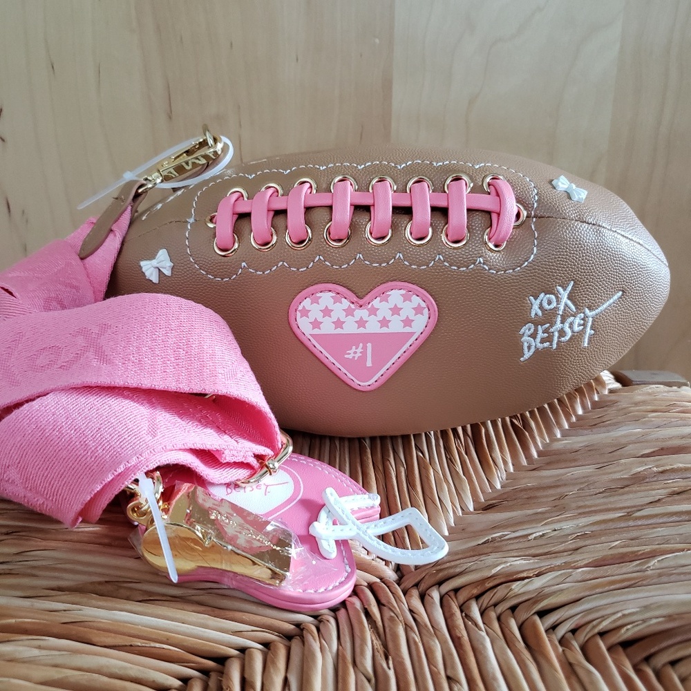 Super Cute Game Day Crossbody NEW!